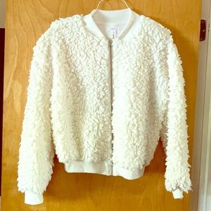 Fluffy Fuzzy Comfy Lightweight White Jacket